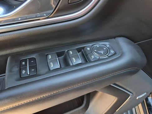 Used 2021 Chevrolet Suburban High Country image 29