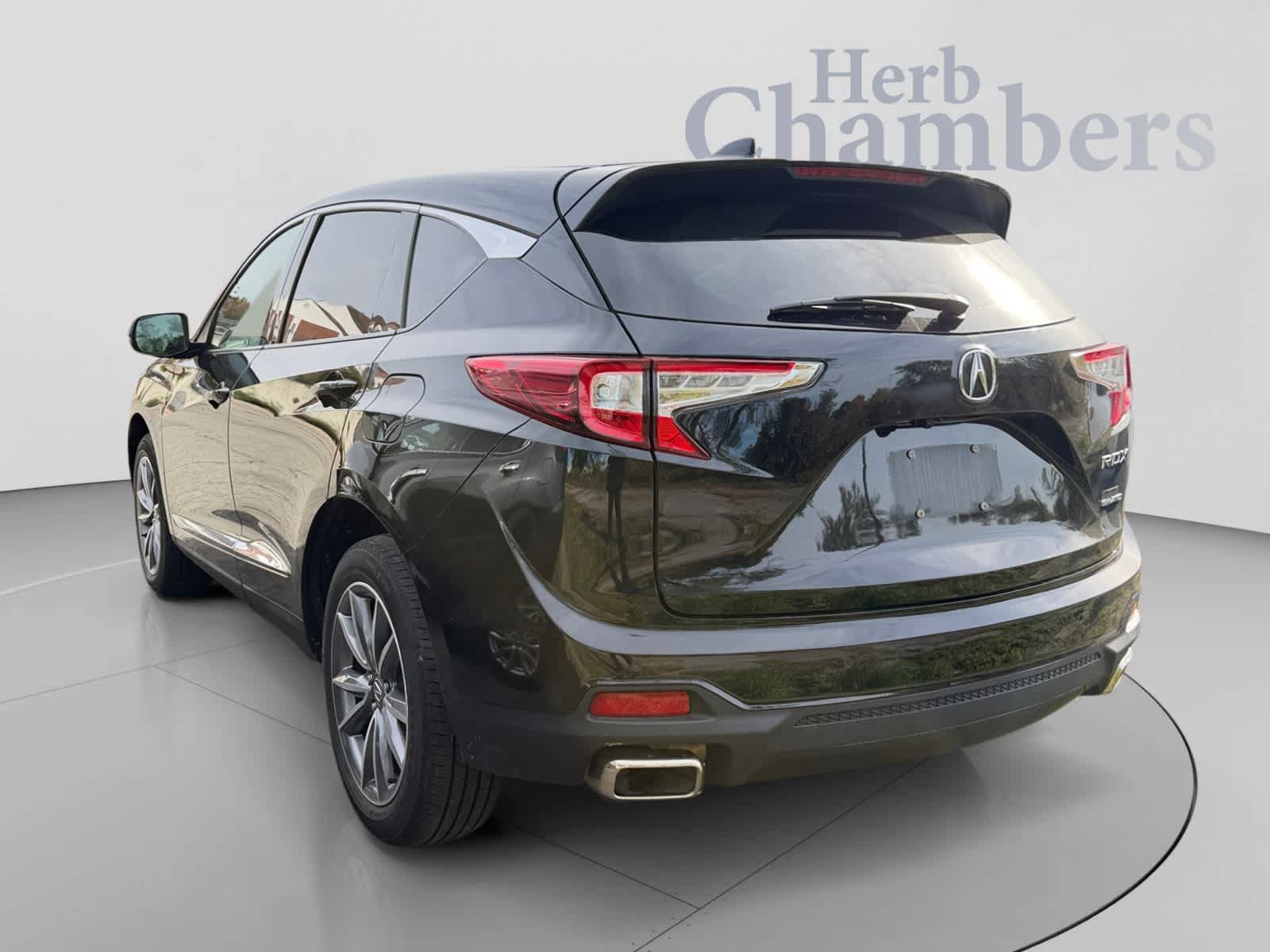 Used 2024 Acura RDX w/ Technology Package AWD/4WD image 3