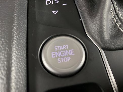 Used 2023 Volkswagen Atlas Cross Sport SEL R-Line image 23