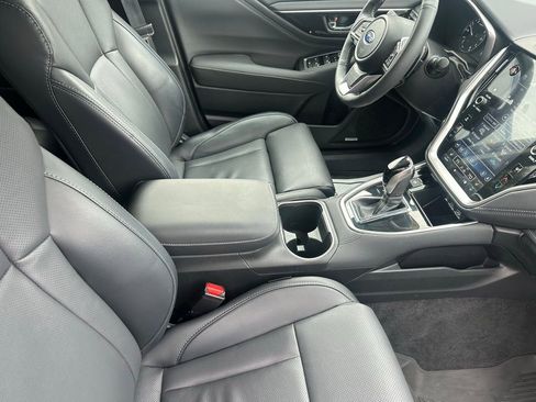 Used 2025 Subaru Outback Limited w/ Popular Package #2 image 21