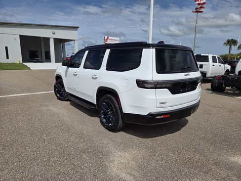 New 2026 Jeep Grand Wagoneer 4WD image 5