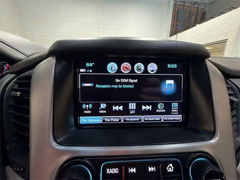 Used 2019 GMC Yukon SLE w/ SLE Value Package image 16