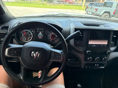 Used 2024 RAM 2500 Tradesman w/ Chrome Appearance Group AWD/4WD image 7