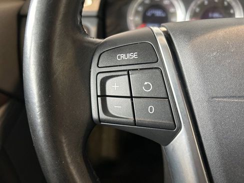 Used 2013 Volvo XC70 T6 Premier Plus image 12