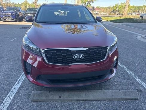 Used 2020 Kia Sorento LX image 5