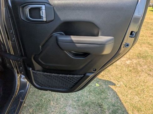 New 2026 Jeep Gladiator Sport AWD/4WD image 26