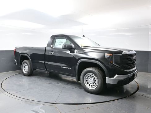New 2026 GMC Sierra 1500 Pro AWD/4WD image 3