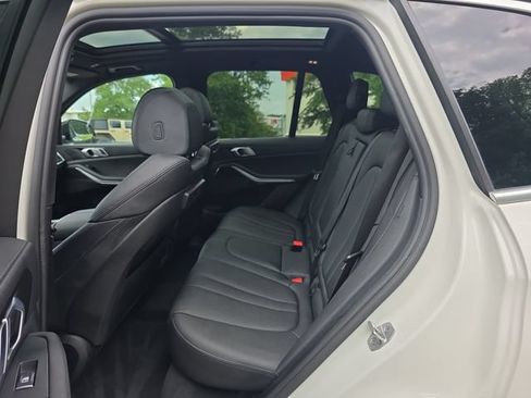 Used 2021 BMW X5 xDrive40i w/ Convenience Package AWD/4WD image 22