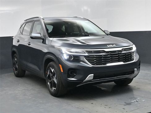 New 2026 Kia Seltos EX image 16