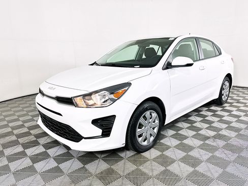 Used 2023 Kia Rio LX image 7