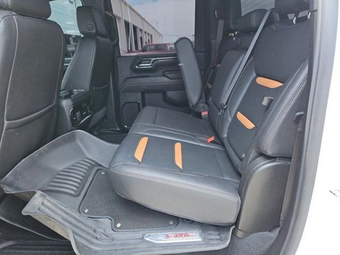 Used 2025 GMC Sierra 2500 AT4 AWD/4WD image 10