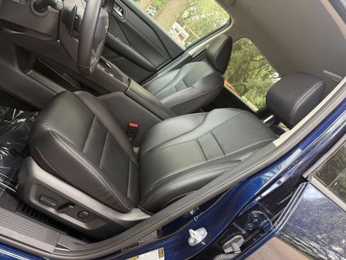 Used 2026 Nissan Rogue SL FWD image 28