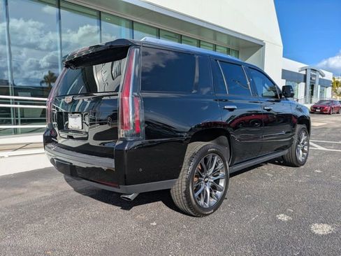 Used 2020 Cadillac Escalade Platinum w/ Escalade Sport Edition image 4