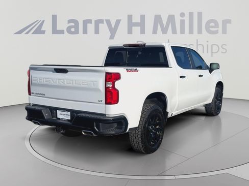 Used 2022 Chevrolet Silverado 1500 LT Trail Boss w/ Convenience Package II AWD/4WD image 7