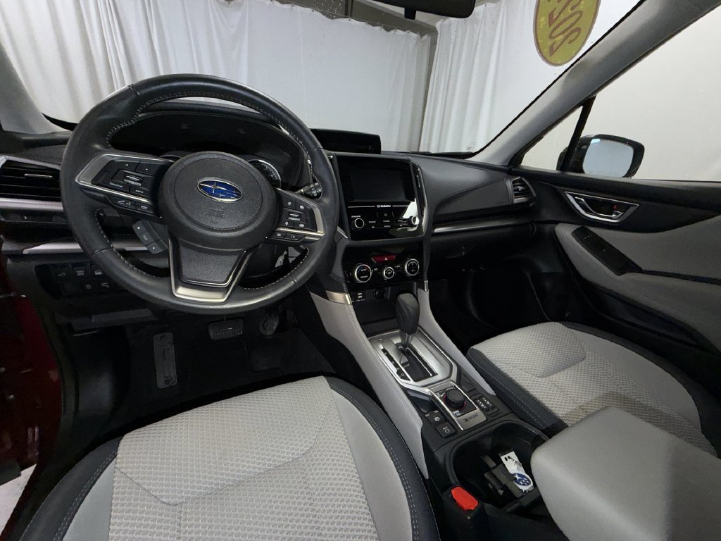 Used 2024 Subaru Forester Premium AWD/4WD image 6