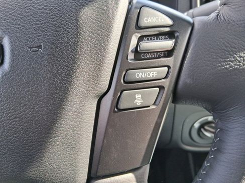 New 2026 Nissan Frontier SV image 12