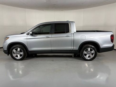 Used 2025 Honda Ridgeline RTL image 5