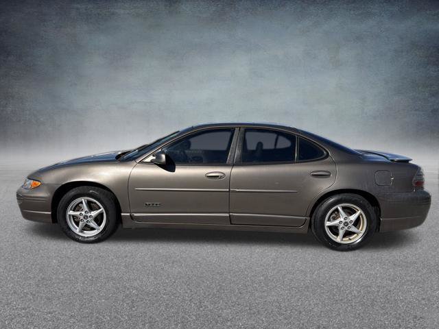 Used 2001 Pontiac Grand Prix GTP w/ Opt Pkg 1 FWD image 11