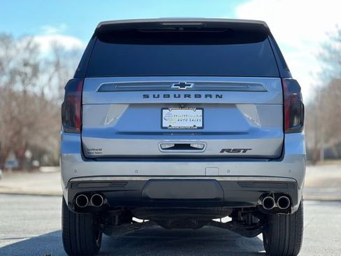 Used 2022 Chevrolet Suburban RST w/ Sport Performance Package image 6