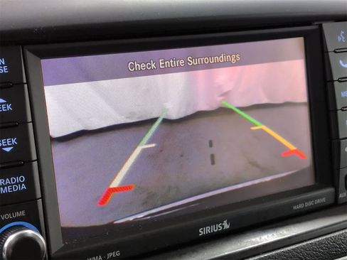 Used 2013 Chrysler Town & Country Touring w/ Trailer Tow Group image 30