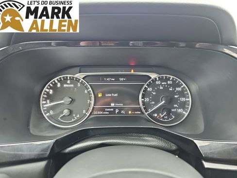 Used 2025 Nissan Pathfinder SV FWD image 11