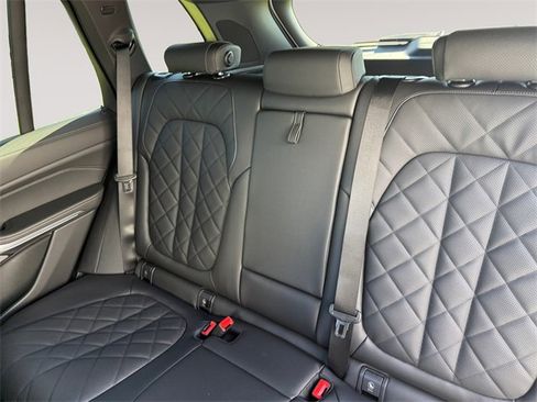 New 2026 BMW X5 xDrive40i w/ Premium Package image 13
