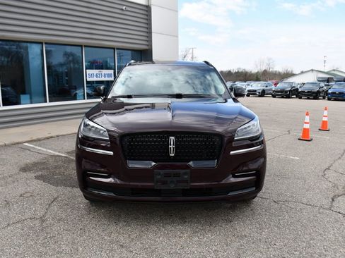 Used 2023 Lincoln Aviator Reserve AWD/4WD image 10