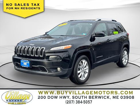 Used 2017 Jeep Cherokee Limited w/ Luxury Group image 2