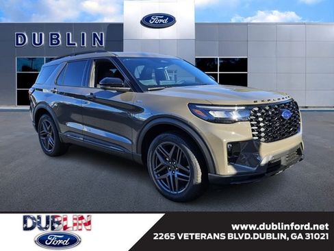 New 2026 Ford Explorer ST-Line w/ ST-Line Street Pack image 1