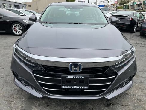 Used 2021 Honda Accord Touring image 2