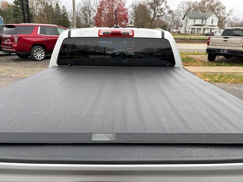 Used 2018 Chevrolet Colorado LT image 9