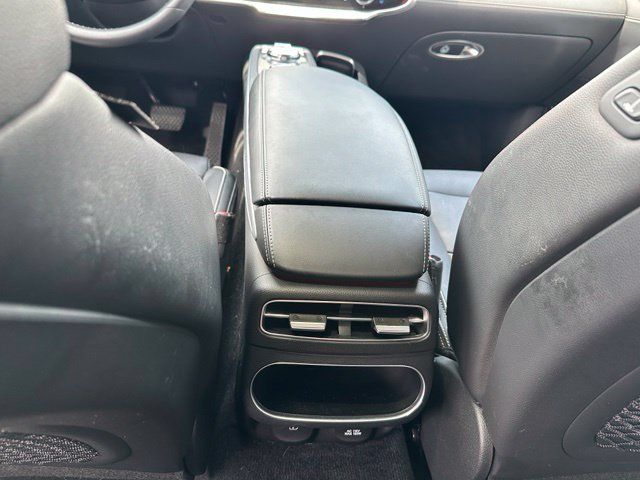 Used 2025 Genesis GV70 2.5T w/ Advanced Package AWD/4WD image 16