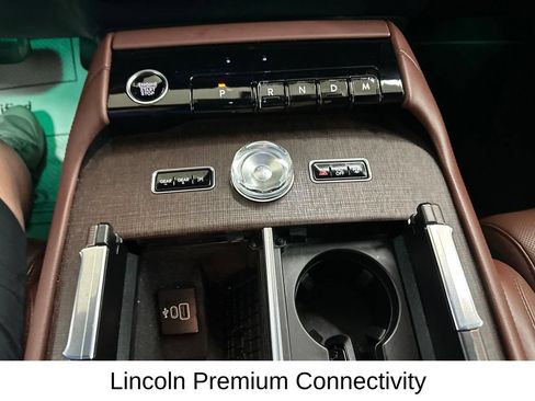 Used 2025 Lincoln Navigator Reserve AWD/4WD image 53