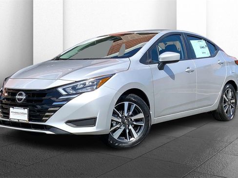 New 2025 Nissan Versa SV w/ Trunk Package image 2