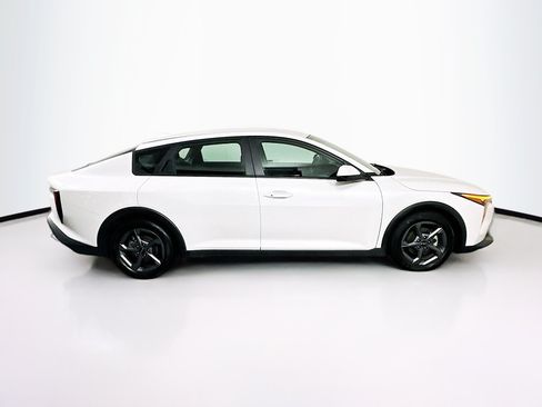 Used 2025 Kia K4 FWD image 10