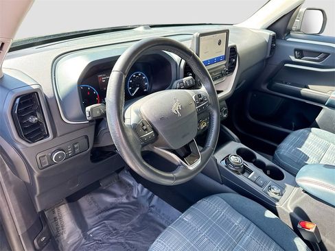 Used 2023 Ford Bronco Sport Heritage w/ Heritage Convenience Package image 9