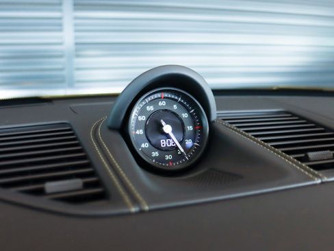 New 2026 Porsche 911 GTS image 21