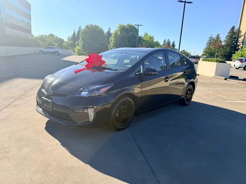 Used 2013 Toyota Prius Two FWD image 9