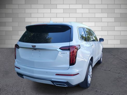 New 2025 Cadillac XT6 Luxury image 5