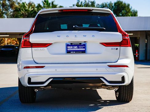 New 2026 Volvo XC60 B5 Plus w/ Climate Package image 5