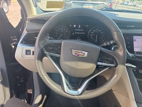 Used 2020 Cadillac XT6 Premium Luxury image 7