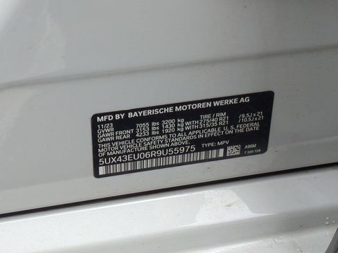 Used 2024 BMW X5 xDrive50e w/ M Sport Package AWD/4WD image 34