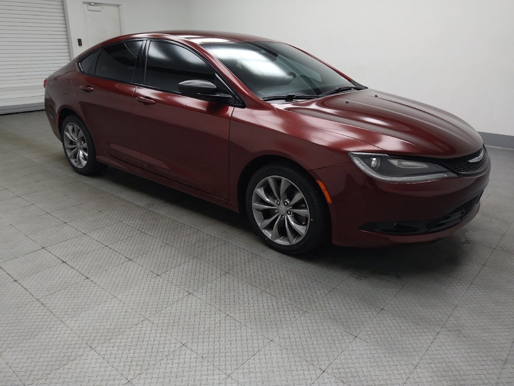 Used 2015 Chrysler 200 S FWD image 11