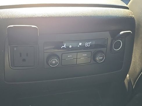 Used 2019 Chevrolet Tahoe LT image 39