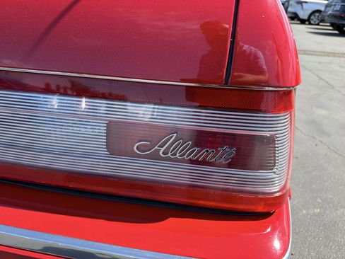 Used 1993 Cadillac Allante FWD image 40