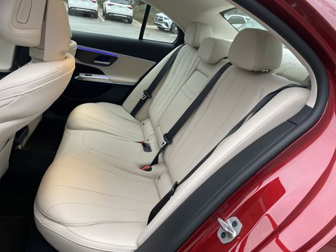 Certified 2024 Mercedes-Benz E 350 4MATIC Sedan image 40