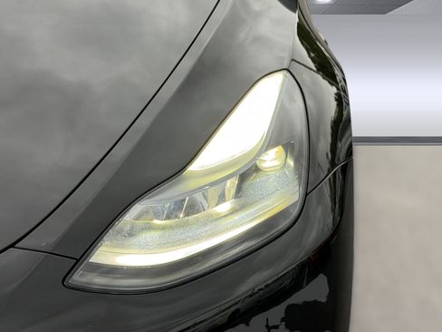 Used 2024 Tesla Model Y Long Range image 10