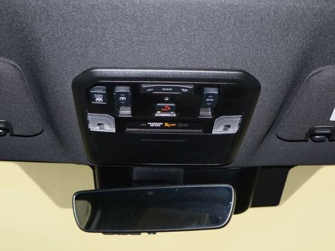 Used 2025 Toyota Tundra Limited w/ TRD Off-Road Package image 28