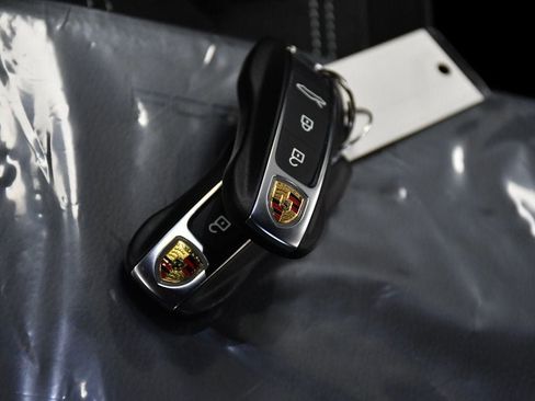 Used 2026 Porsche 911 GT3 RWD image 67