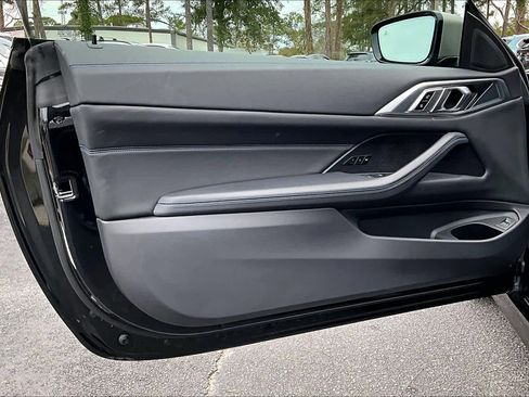 Used 2023 BMW M440i Convertible w/ Premium Package image 20